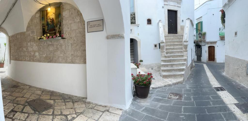 דירות מרטינה פרנקה Casa Lari מראה חיצוני תמונה